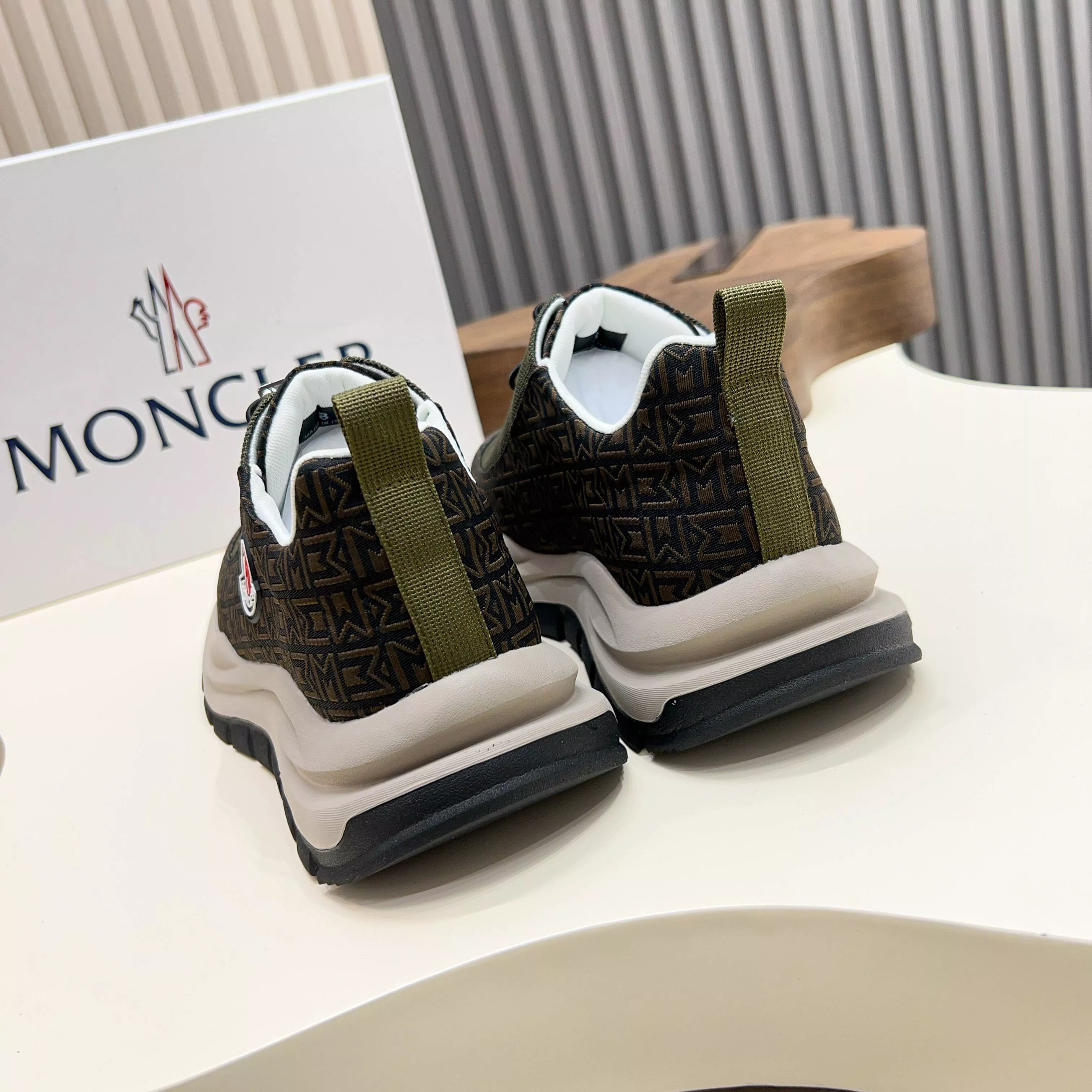 Sophisticated 4075 Moncler Casual Shoes For Men