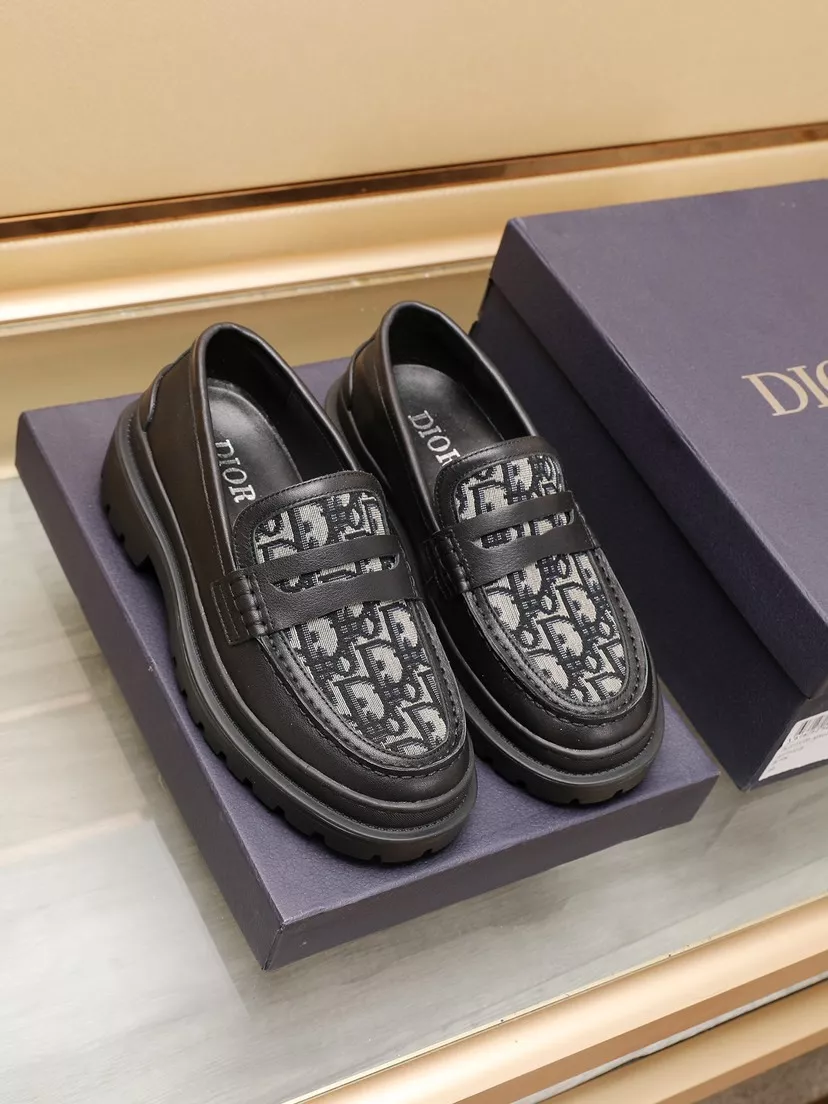Sophisticated 413 Christian Dior Leather Shoes For Men