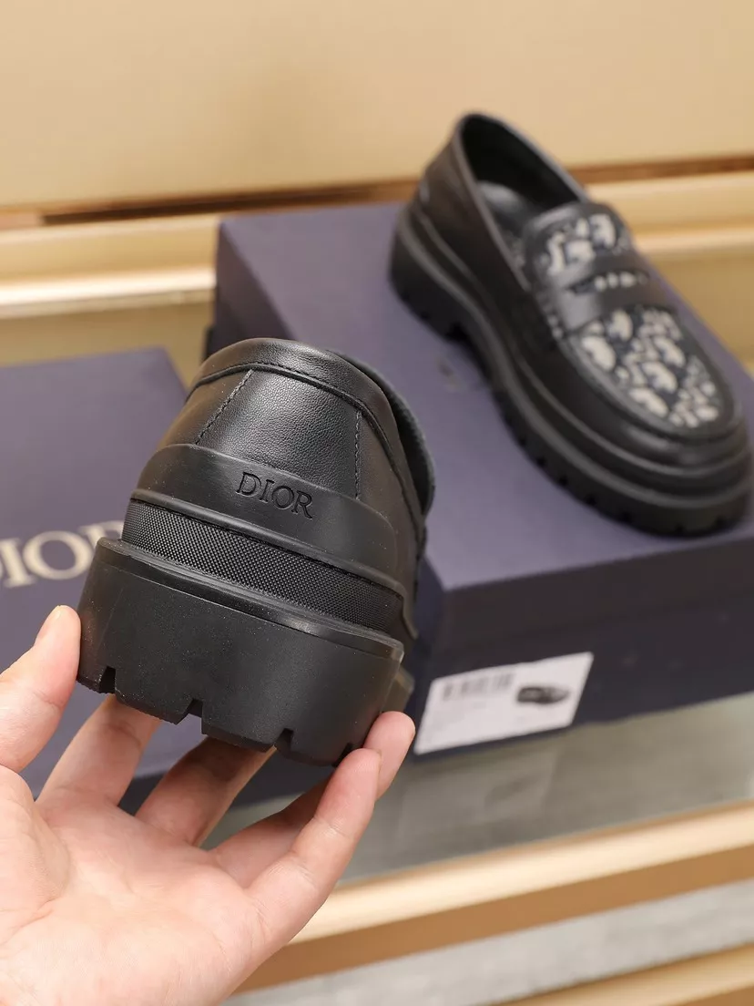 Sophisticated 413 Christian Dior Leather Shoes For Men