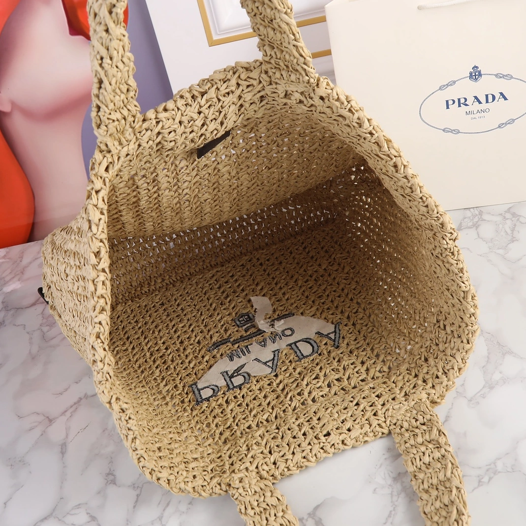 Sophisticated 4266 Prada AAA Quality Handbags For Women