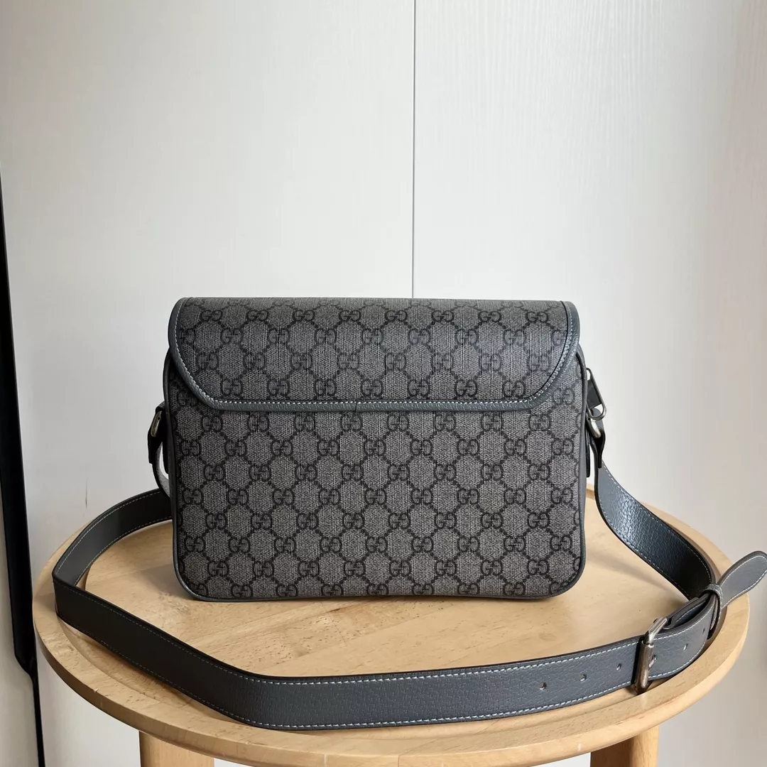 Sophisticated 4344 Gucci AAA Quality Messenger Bags For Unisex