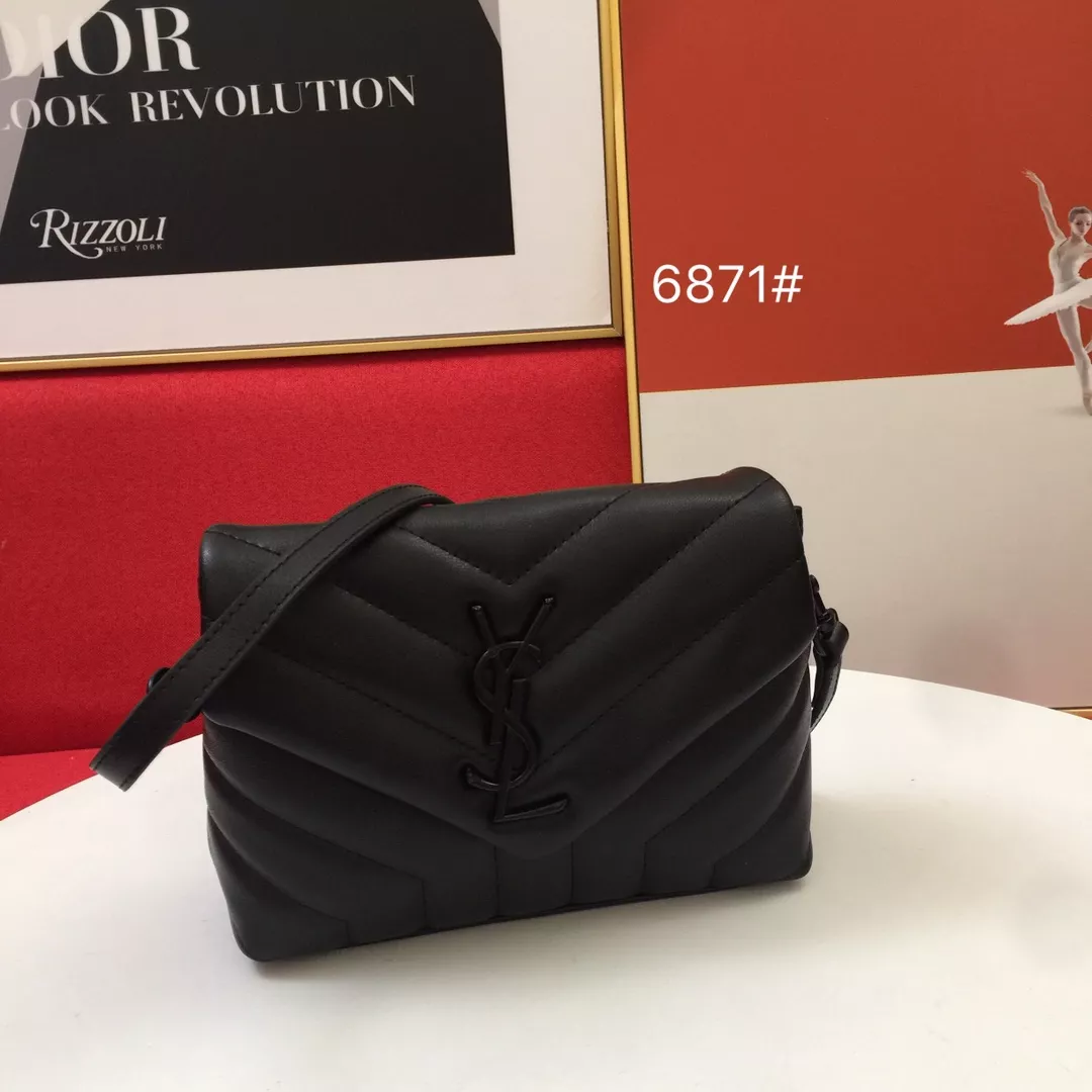 Sophisticated 4352 Yves Saint Laurent YSL AAA Quality Messenger Bags For Women