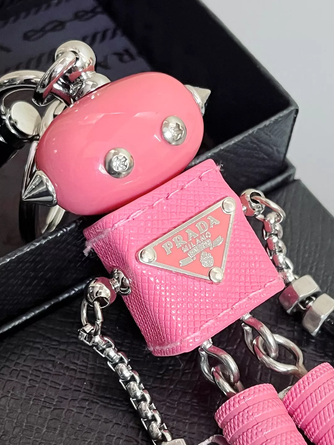 Sophisticated 4456 Prada Key Holder And Bag Buckle