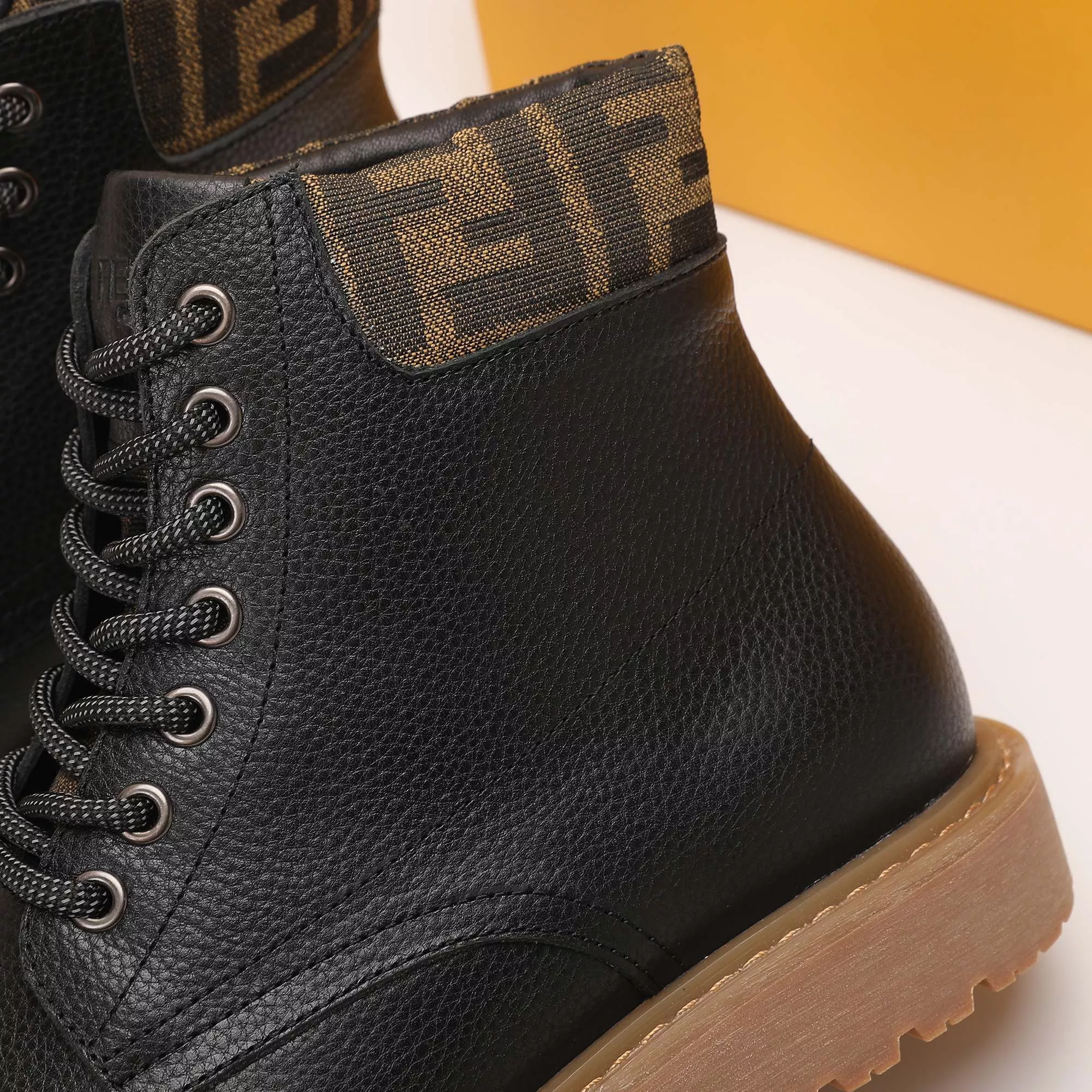 Sophisticated 4465 Fendi Fashion Boots For Men