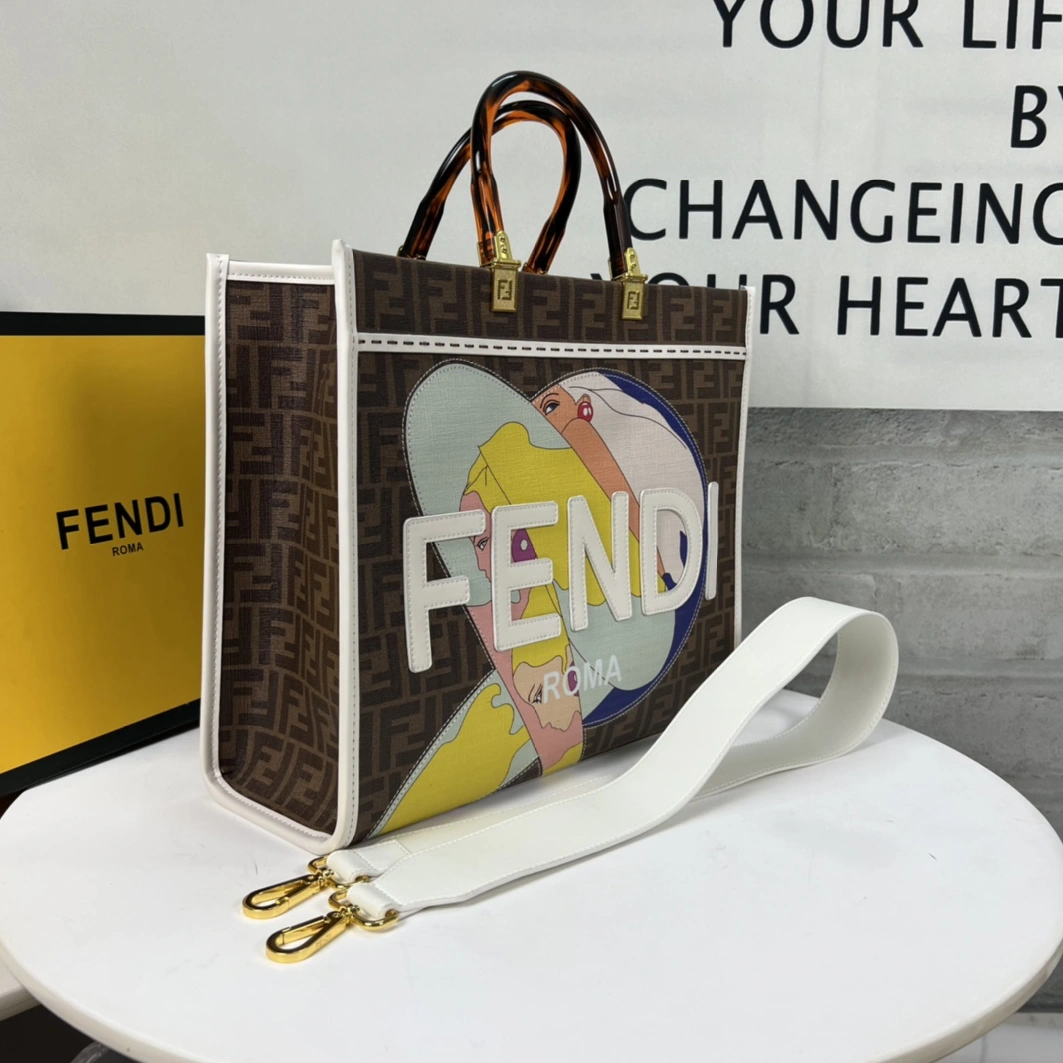 Sophisticated 4531 Fendi AAA Quality Tote-Handbags For Women