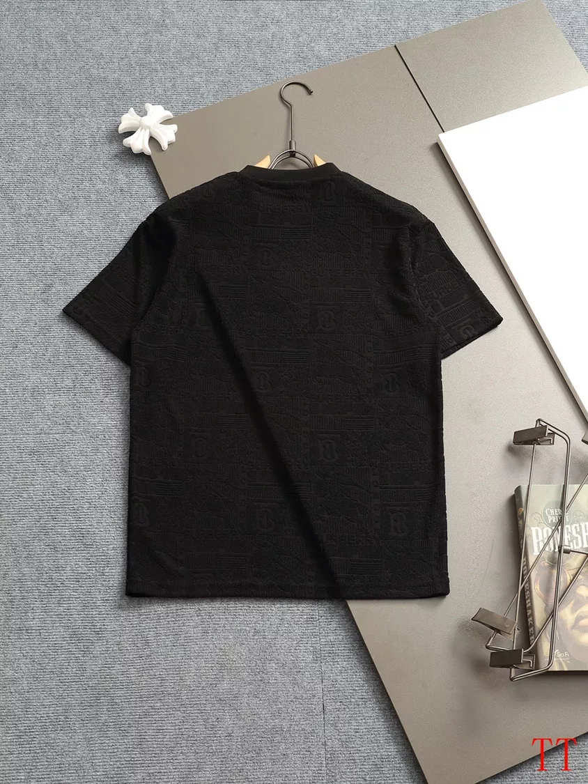 Sophisticated 4617 Burberry T-Shirts Short Sleeved For Unisex