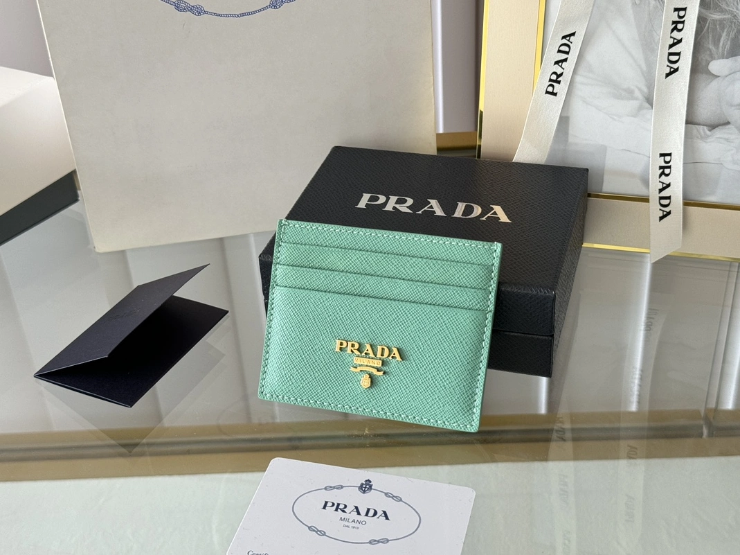 Sophisticated 4809 Prada Card Case For Women