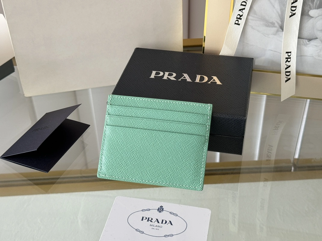 Sophisticated 4809 Prada Card Case For Women