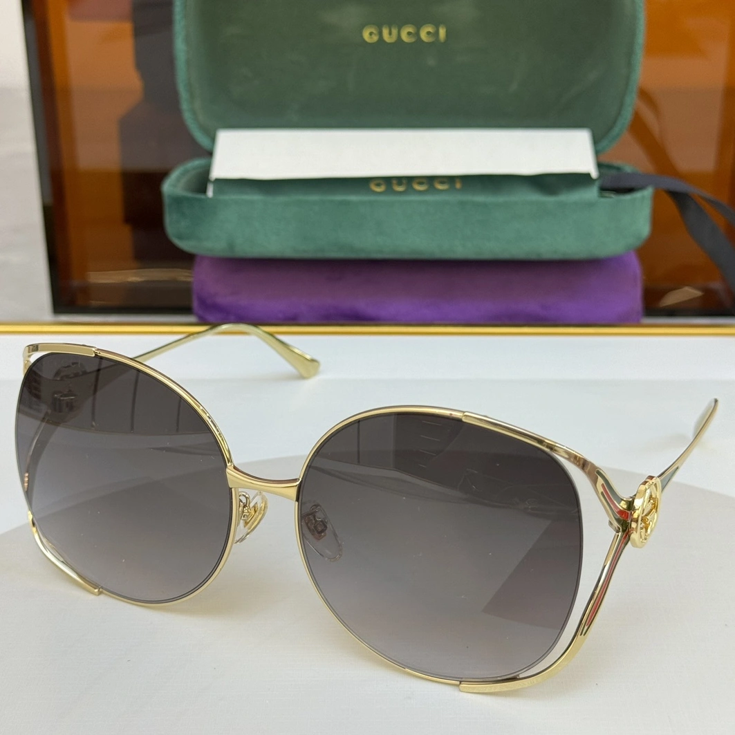 Sophisticated 4988 Gucci AAA Quality Sunglasses