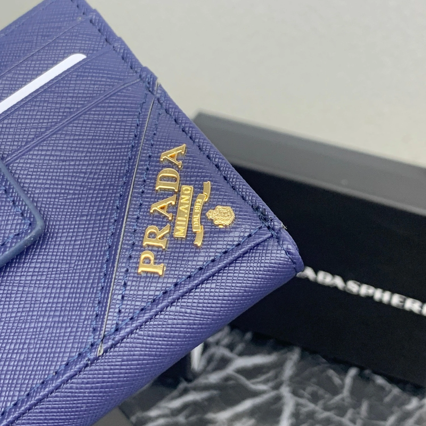 Sophisticated 4989 Prada Card Case