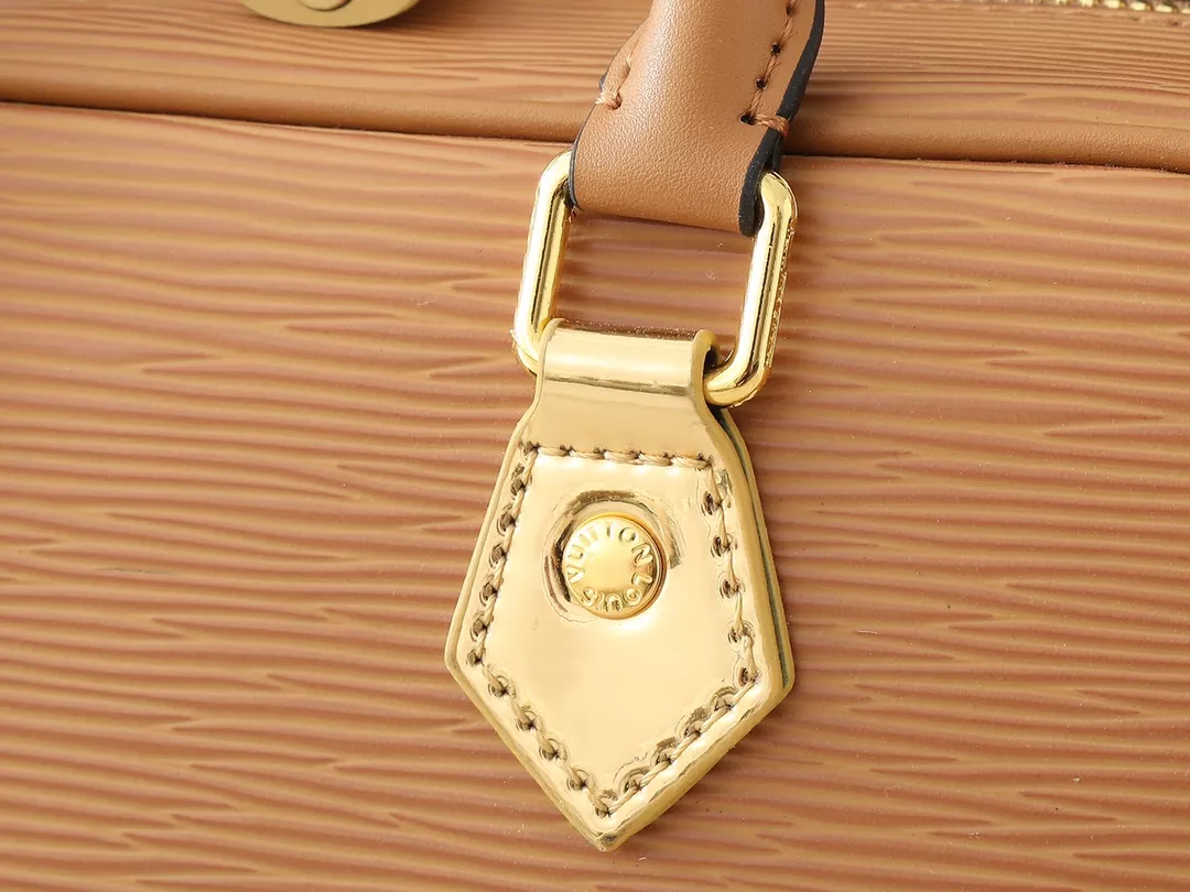 Sophisticated 501 Louis Vuitton AAA Quality Handbags For Women