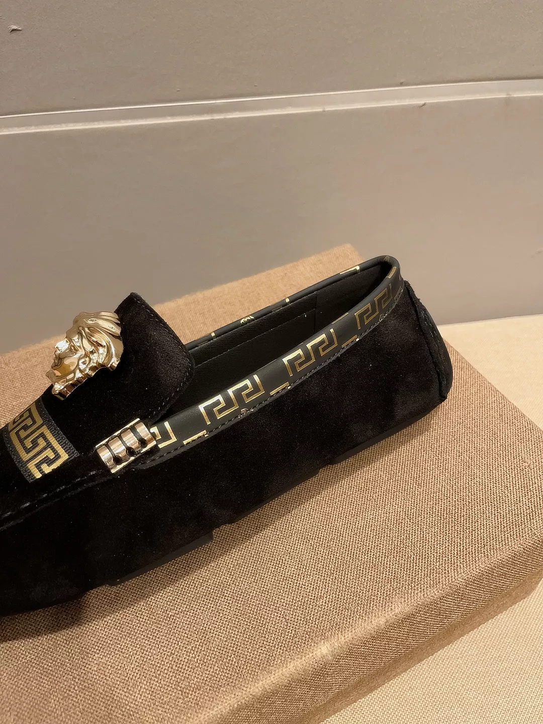 Sophisticated 5127 Versace Leather Shoes For Men