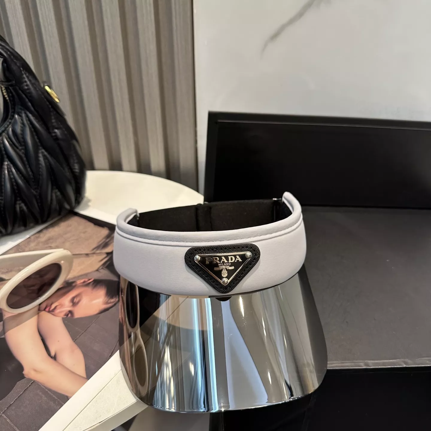 Sophisticated 5231 Prada Caps