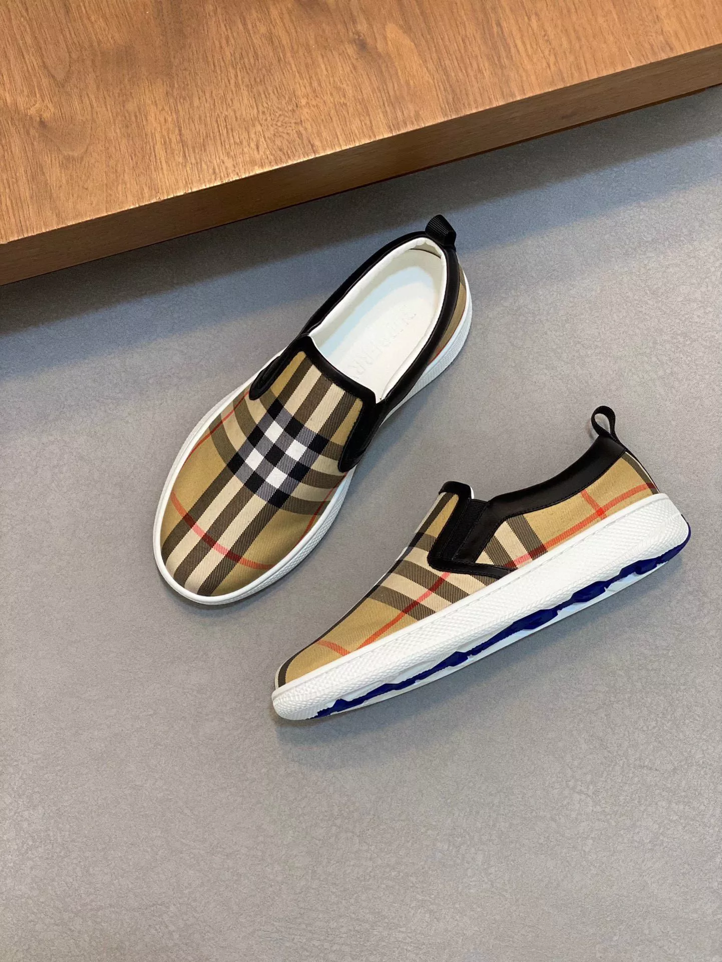 Sophisticated 5283 Burberry Casual Shoes For Men