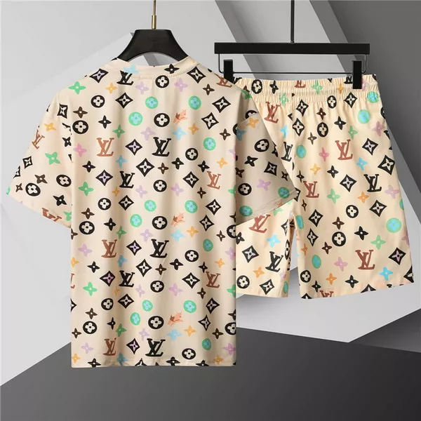 Sophisticated 5419 Louis Vuitton LV Tracksuits Short Sleeved For Men