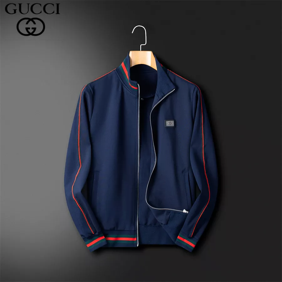 Sophisticated 5563 Gucci Tracksuits Long Sleeved For Men