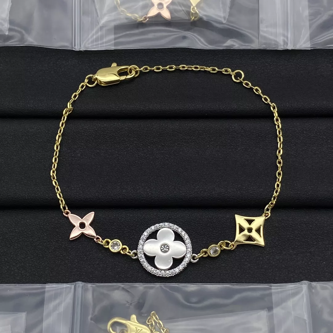 Sophisticated 5808 Louis Vuitton LV Bracelets