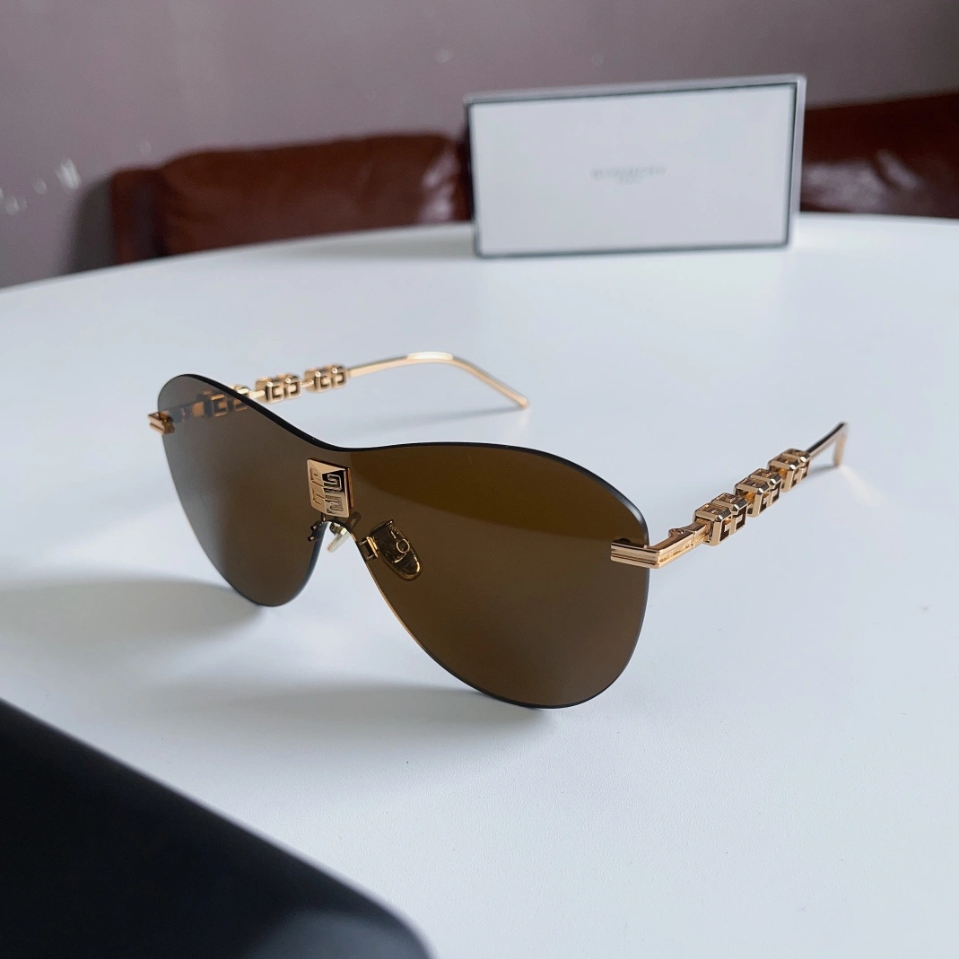 Sophisticated 5901 Givenchy AAA Quality Sunglasses