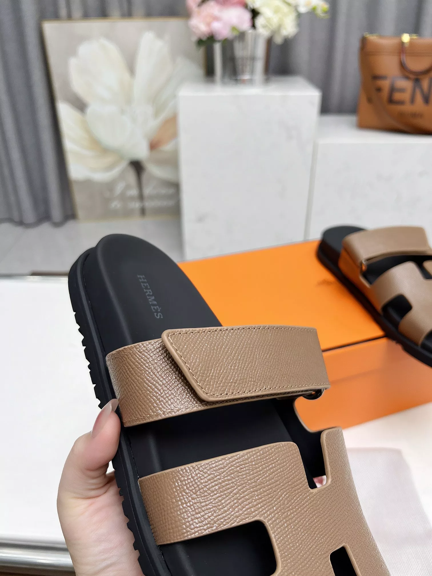Sophisticated 5942 Hermes Slippers For Men