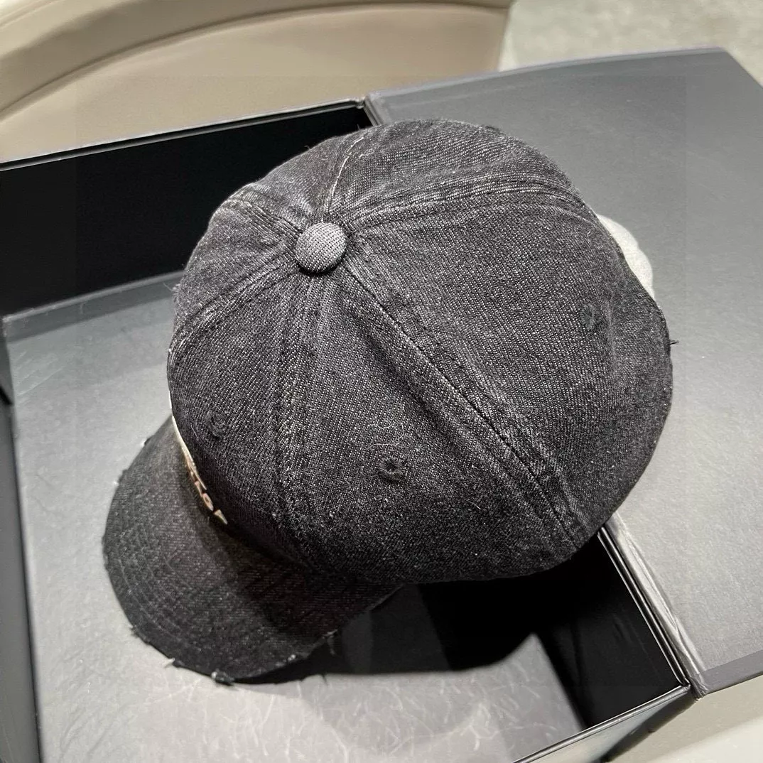 Sophisticated 5973 Balenciaga Caps