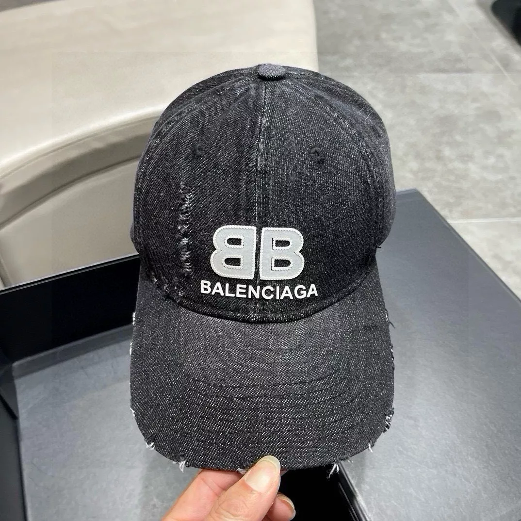Sophisticated 5973 Balenciaga Caps