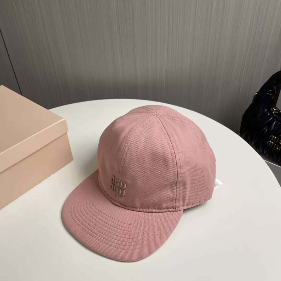 Sophisticated 6035 MIU MIU Caps