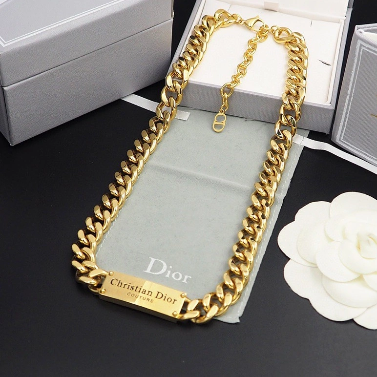 Sophisticated 6103 Christian Dior Jewelry Set