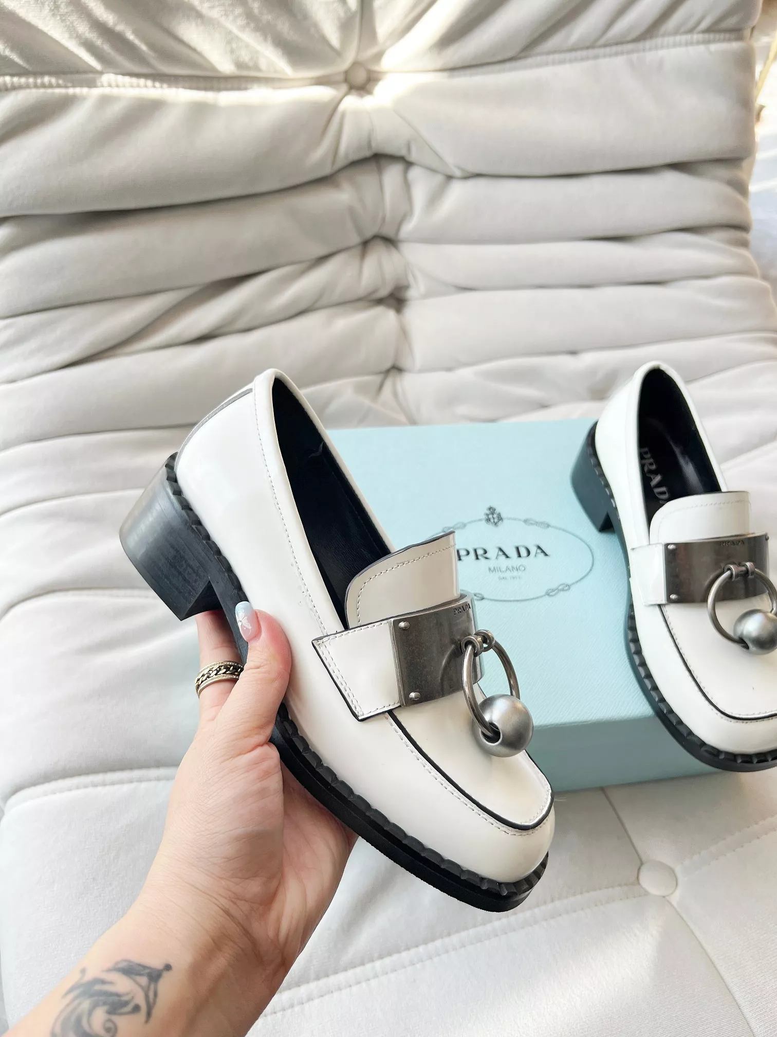 Sophisticated 6144 Prada Leather Shoes For Women