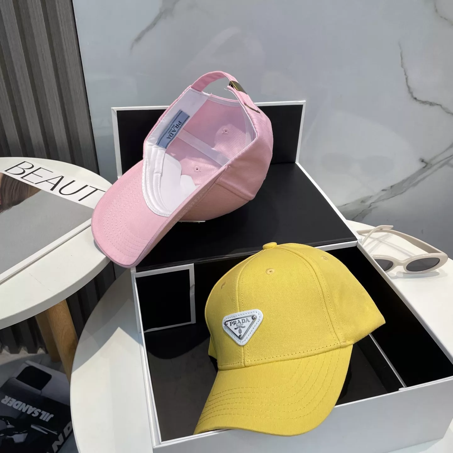 Sophisticated 630 Prada Caps