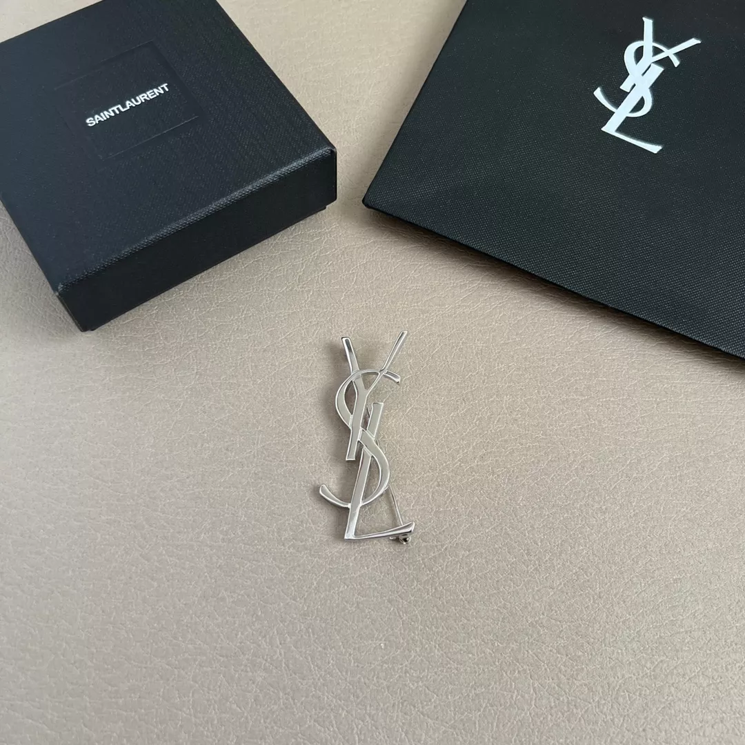 Sophisticated 6349 Yves Saint Laurent Brooches For Women