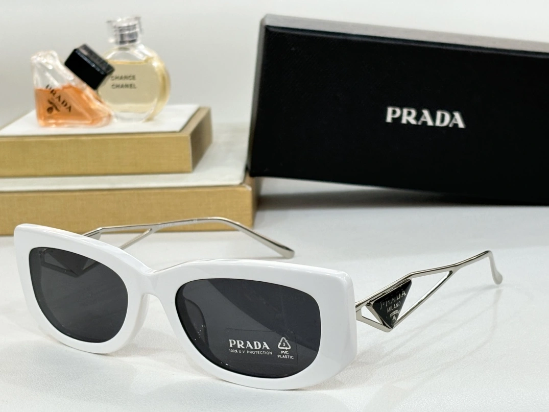 Sophisticated 6437 Prada AAA Quality Sunglasses