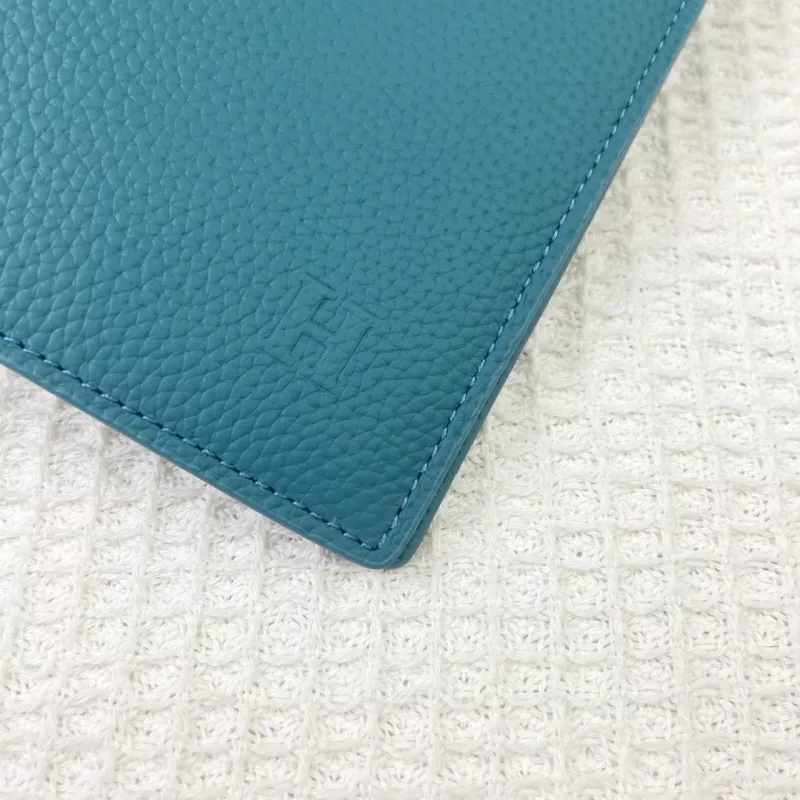 Sophisticated 6500 Hermes Card Case