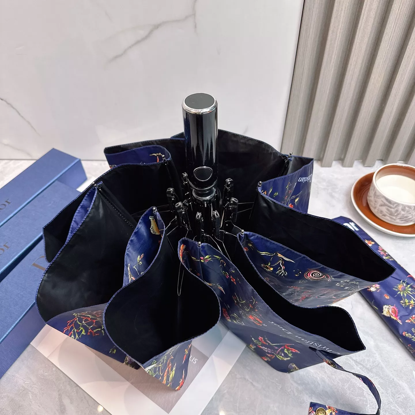 Sophisticated 6744 Christian Dior Umbrellas