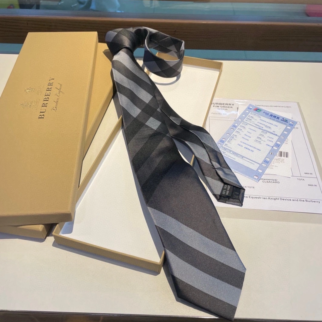 Sophisticated 6765 Burberry Necktie For Men