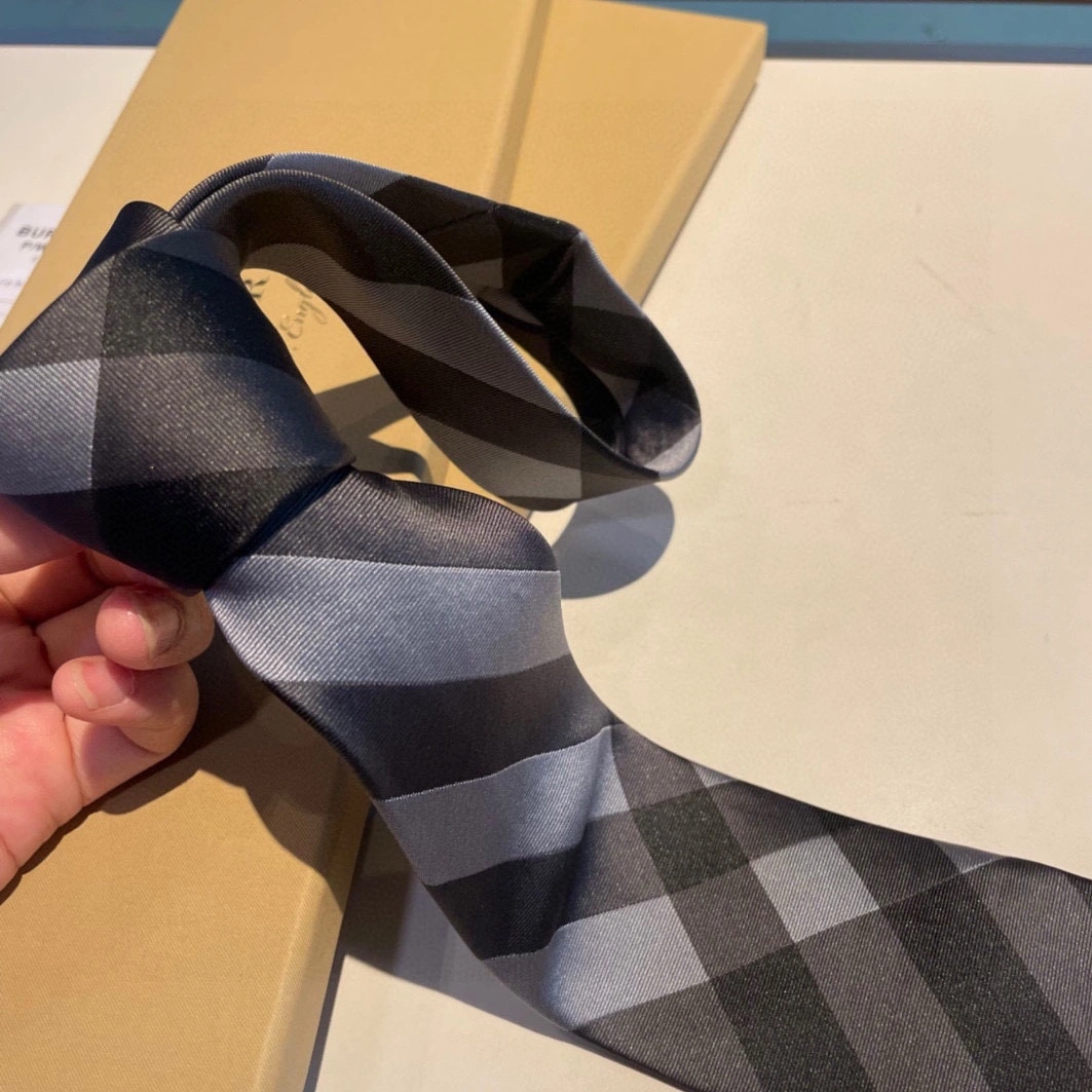 Sophisticated 6765 Burberry Necktie For Men