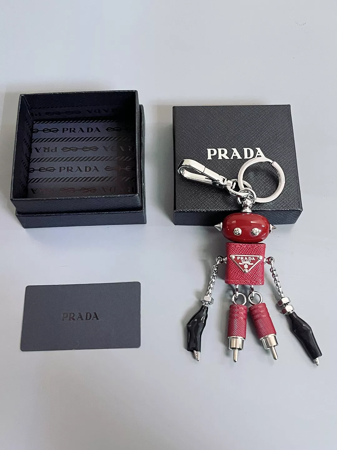 Sophisticated 6816 Prada Key Holder And Bag Buckle