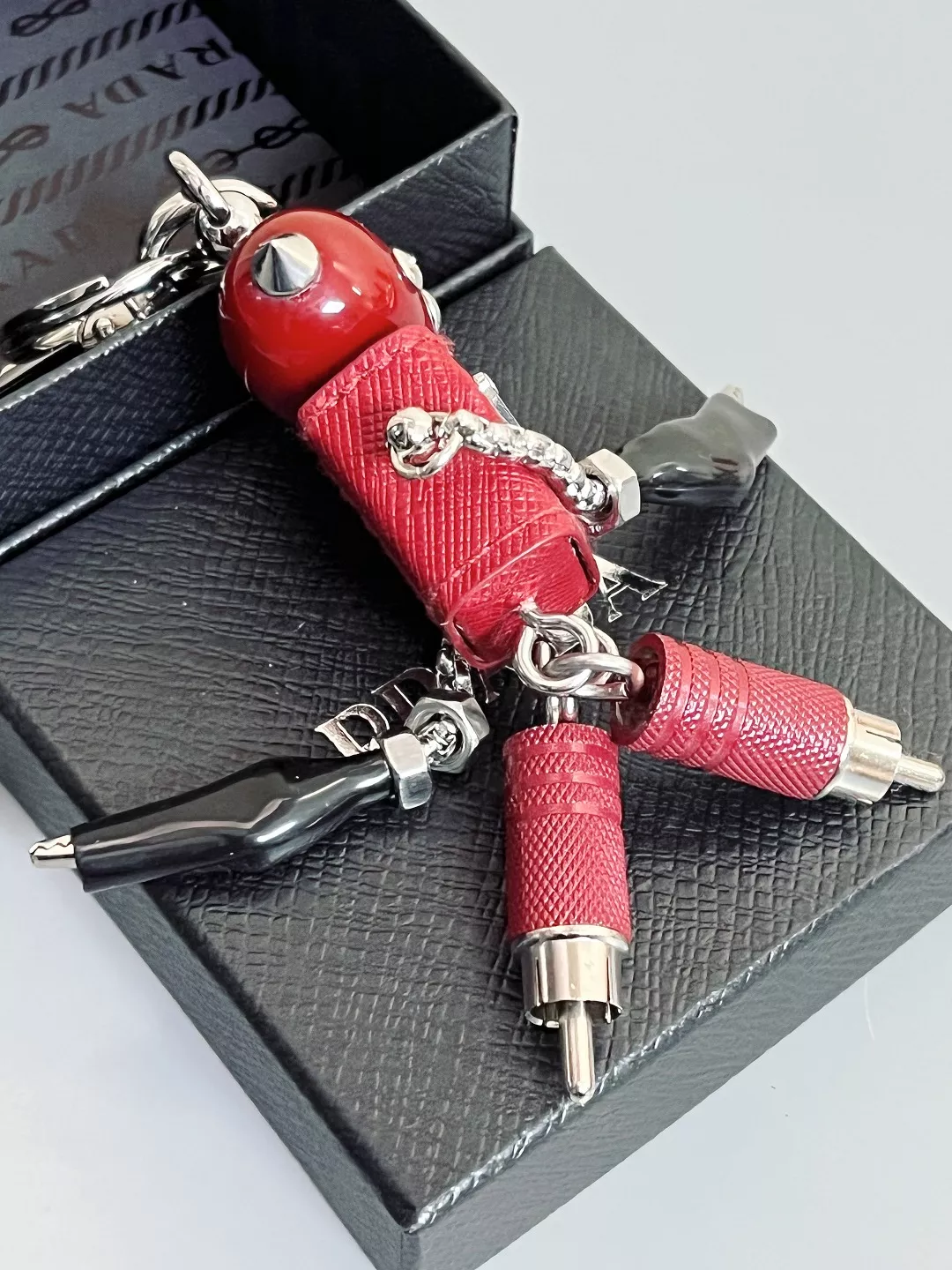 Sophisticated 6816 Prada Key Holder And Bag Buckle