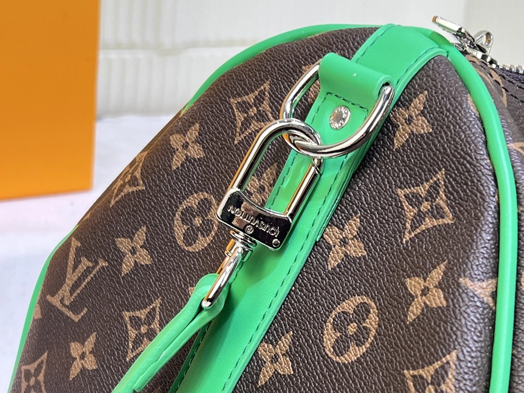 Sophisticated 6904 Louis Vuitton Travel Bags