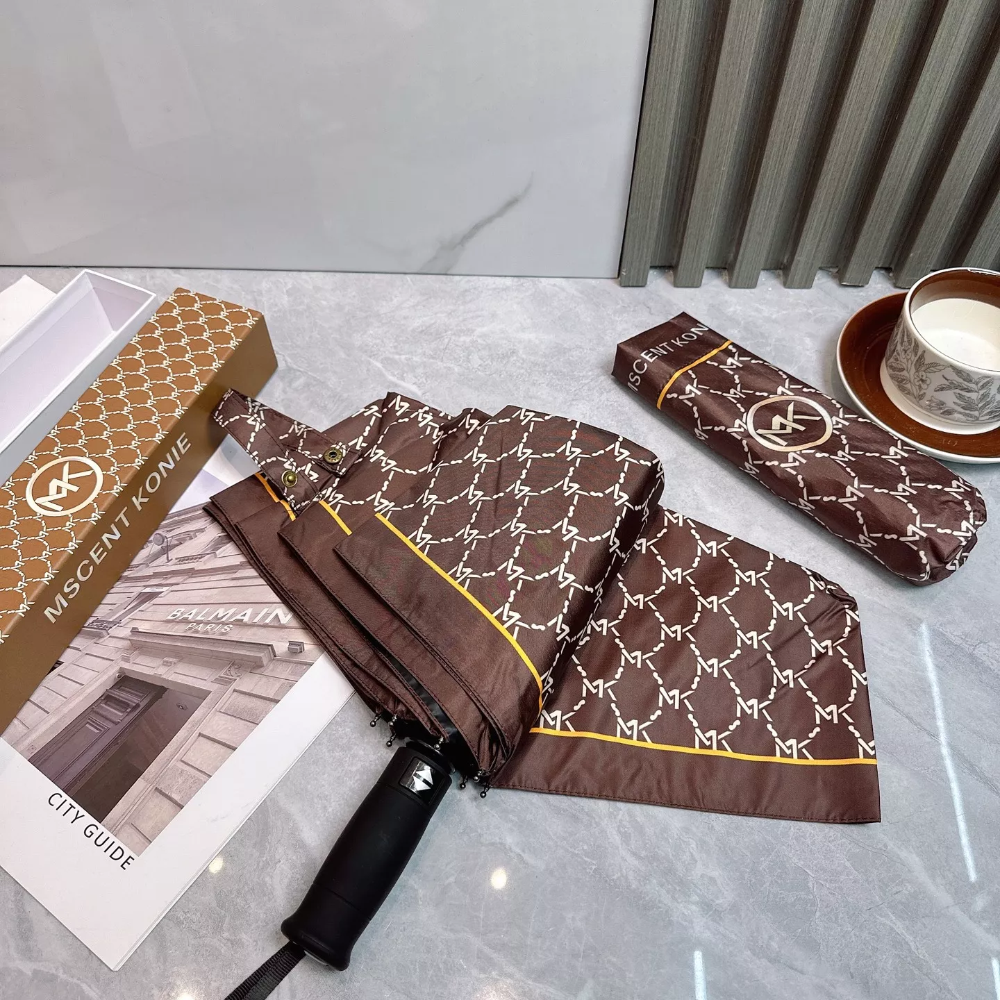 Sophisticated 6928 Michael Kors Umbrellas
