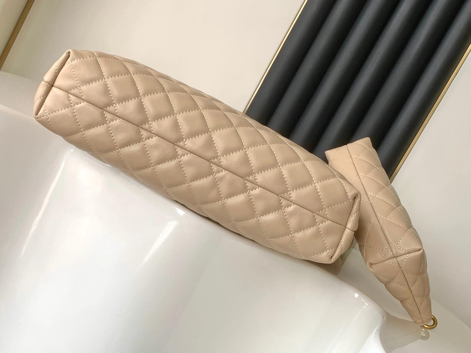Sophisticated 6936 Yves Saint Laurent AAA Quality Handbags For Women