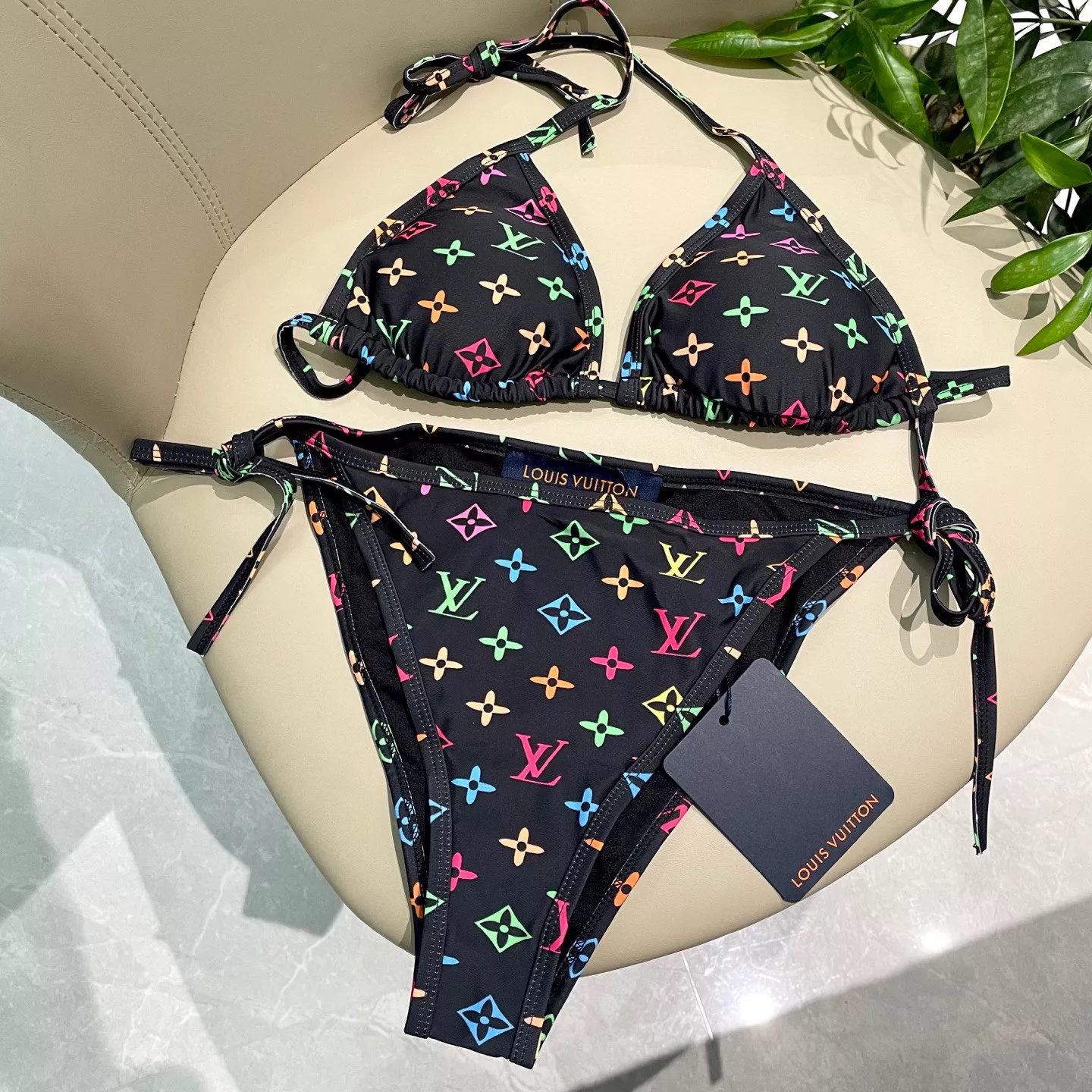Sophisticated 6937 Louis Vuitton LV Bathing Suits For Women
