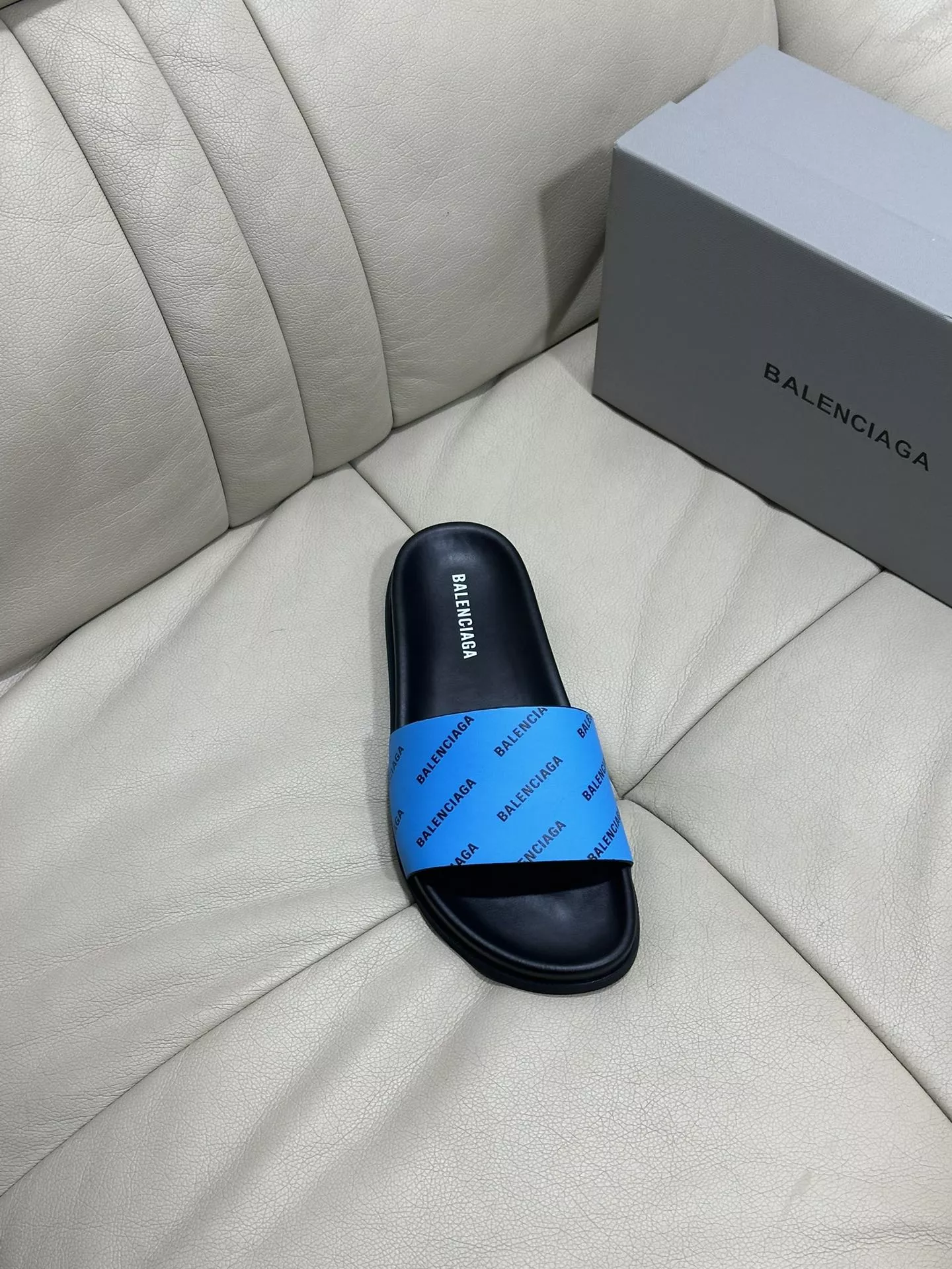 Sophisticated 6955 Balenciaga Slippers For Men