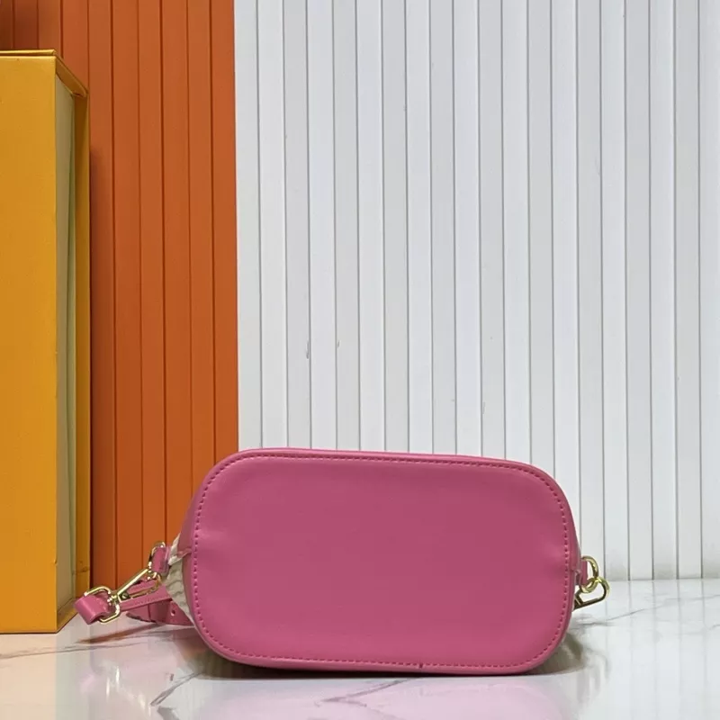 Sophisticated 6968 Louis Vuitton AAA Quality Handbags For Women