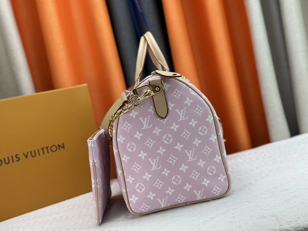 Sophisticated 7043 Louis Vuitton Travel Bags