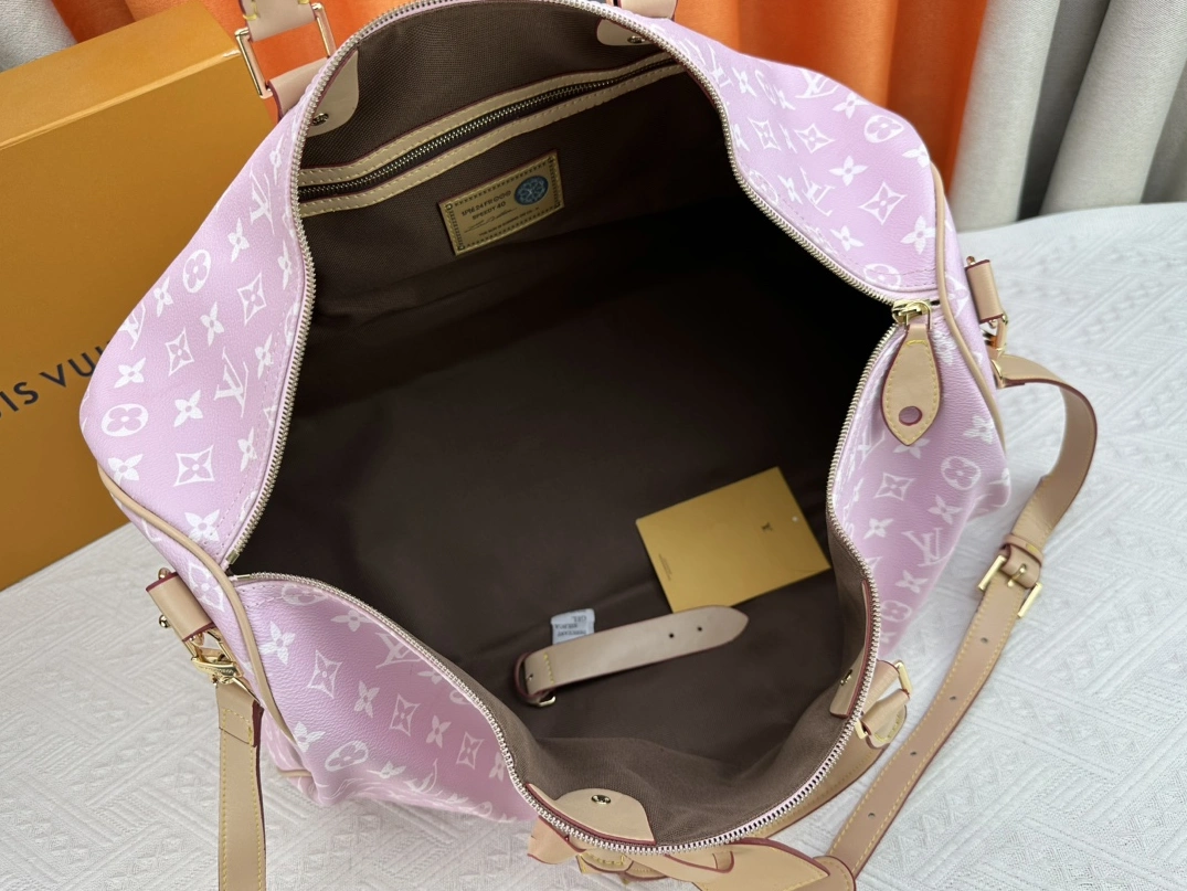 Sophisticated 7043 Louis Vuitton Travel Bags