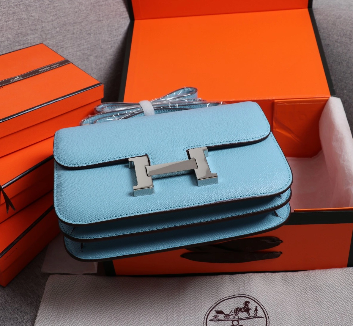 Sophisticated 7044 Hermes AAA Quality Messenger Bags For Women