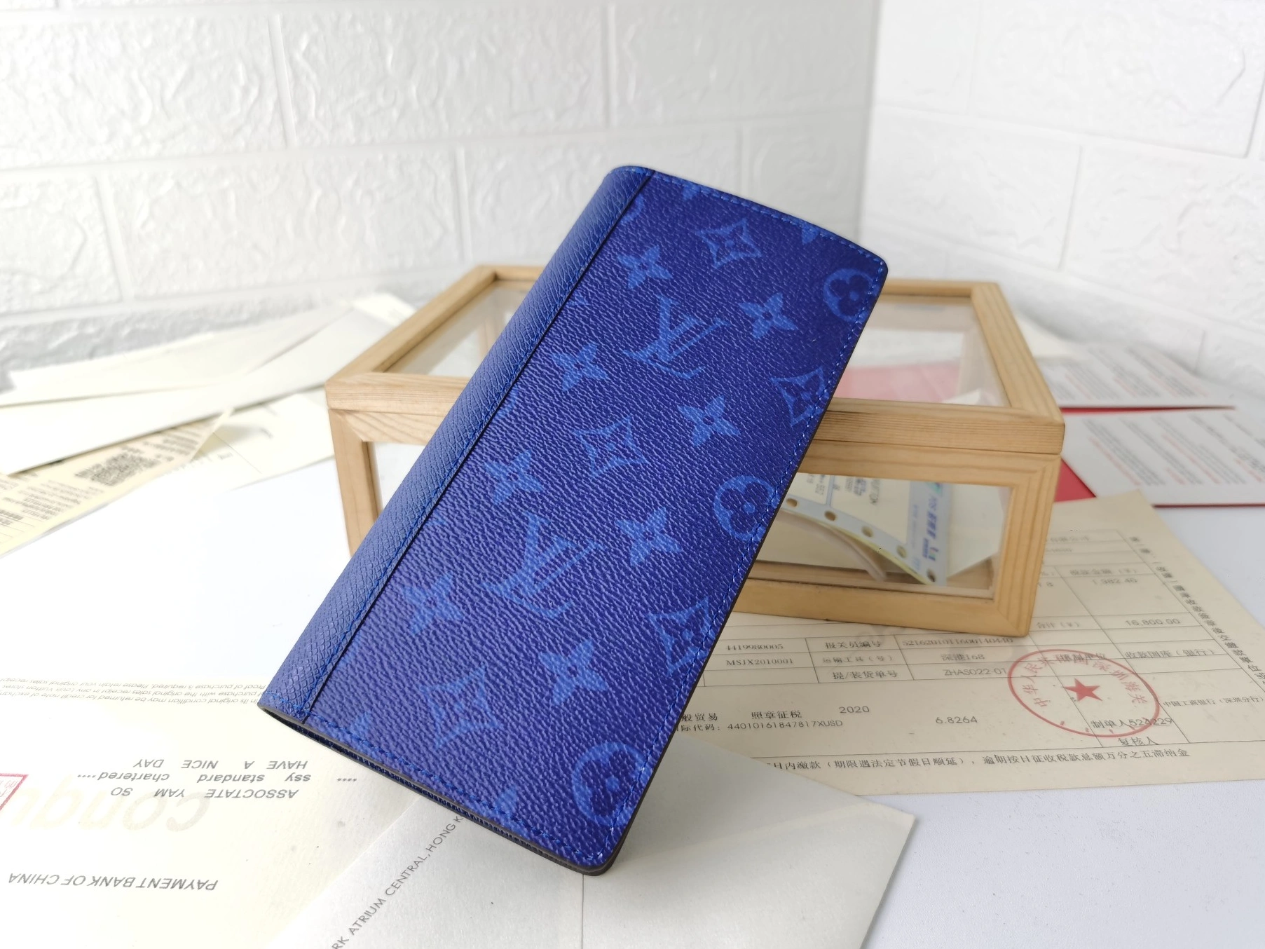 Sophisticated 7214 Louis Vuitton LV Card Case For Unisex