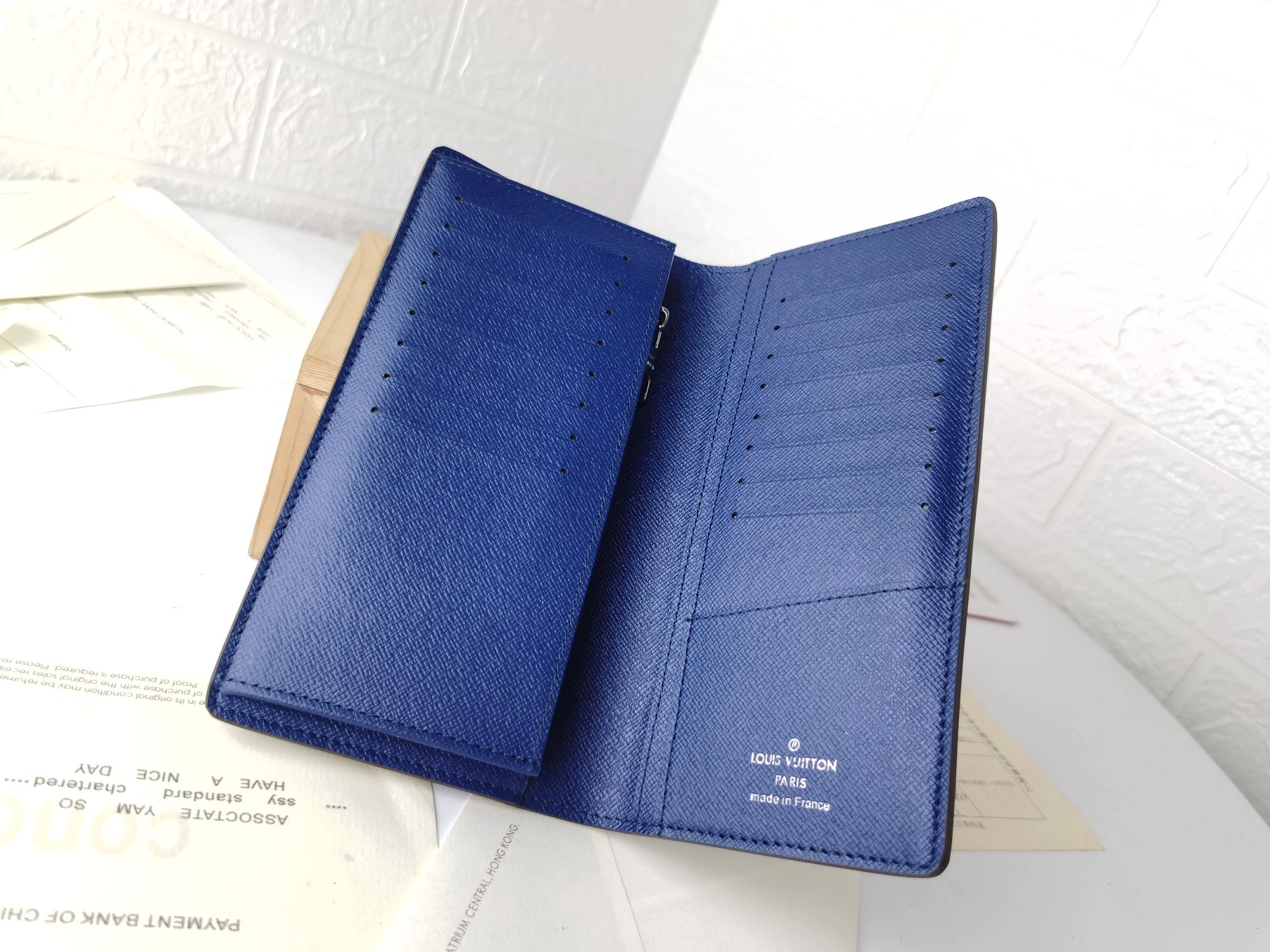 Sophisticated 7214 Louis Vuitton LV Card Case For Unisex