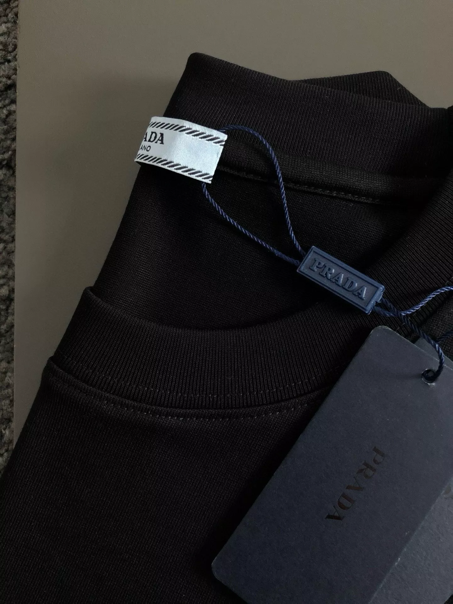 Sophisticated 7321 Prada T-Shirts Short Sleeved For Men