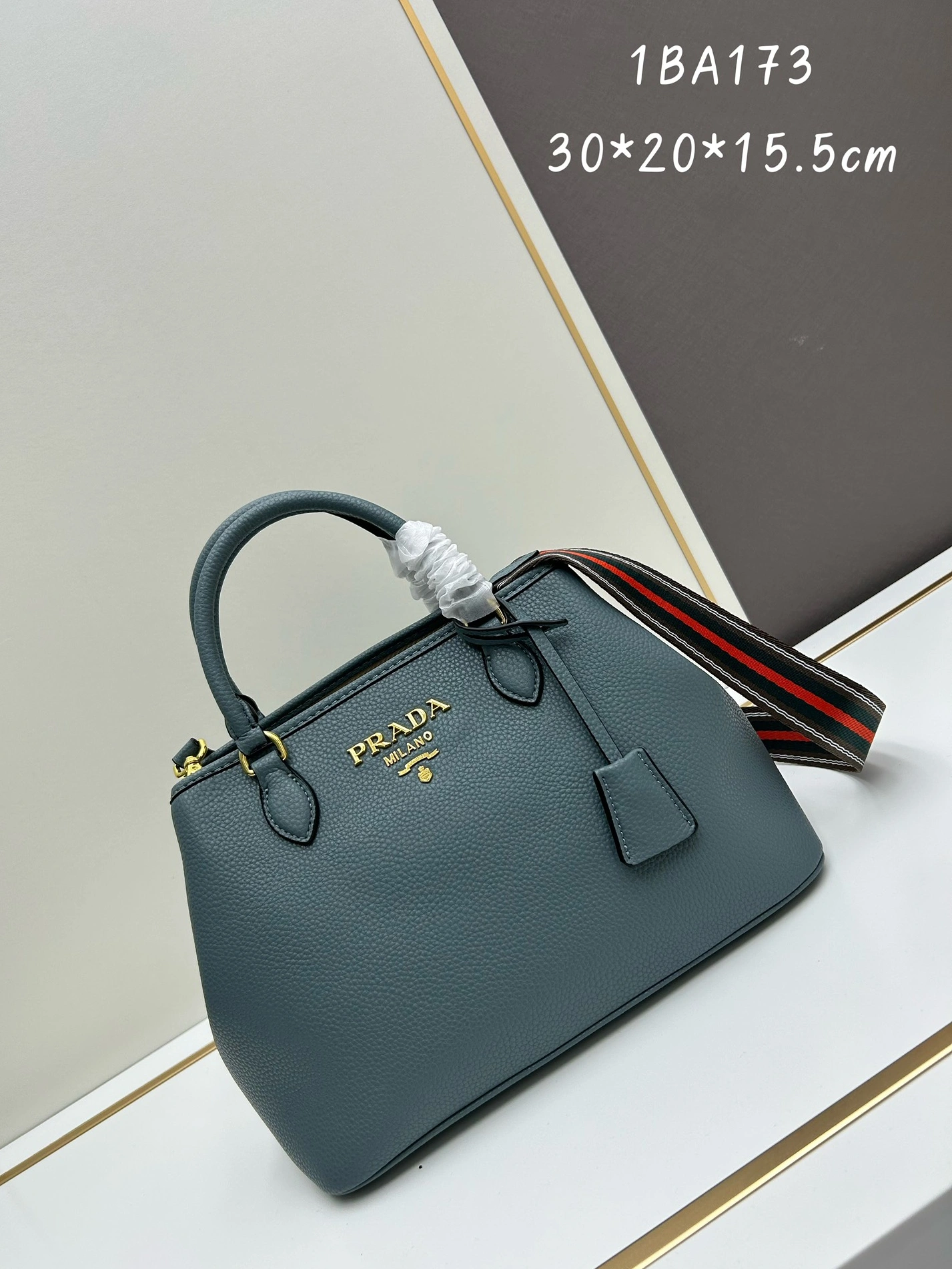 Sophisticated 7351 Prada AAA Quality Handbags For Women